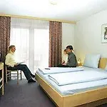 Sonnenhotel Bayerischer Hof - Inklusive מלון Waldmünchen