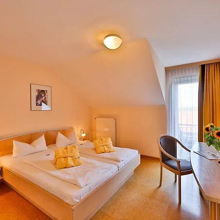 Отель Sonnenhotel Bayerischer Hof - Inklusive 3*