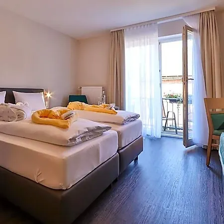 酒店 Sonnenhotel Bayerischer Hof - Inklusive 3*