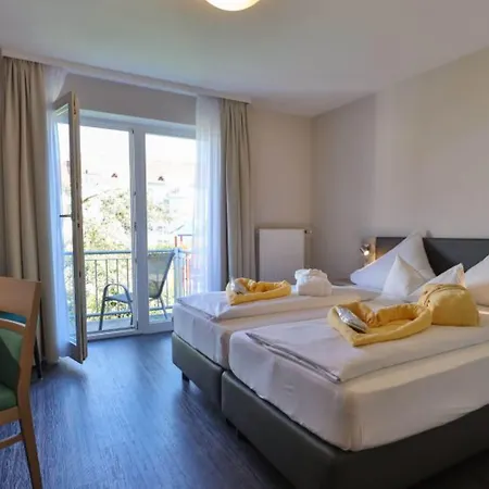 Hotell Sonnenhotel Bayerischer Hof - Inklusive Waldmünchen